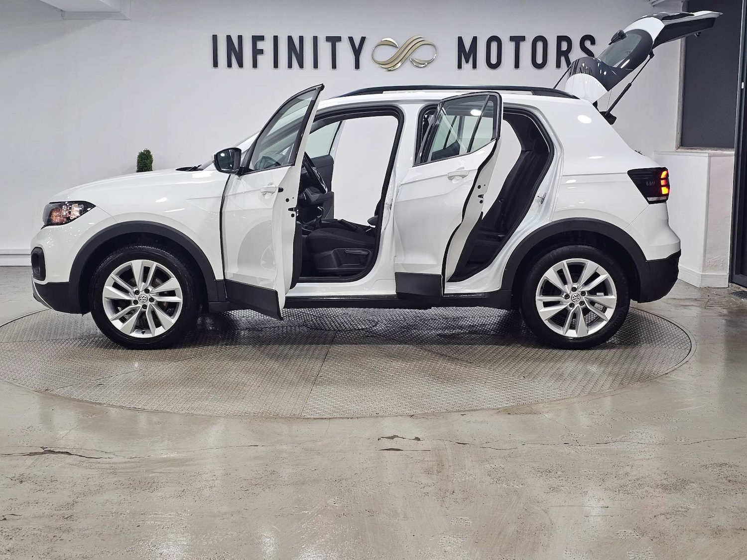 Used Volkswagen T-Cross 2019 for sale - 77084205: Photo 46