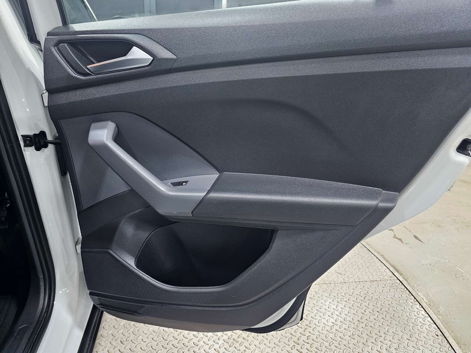 Used Volkswagen T-Cross 2019 for sale - 77084205: Photo 77