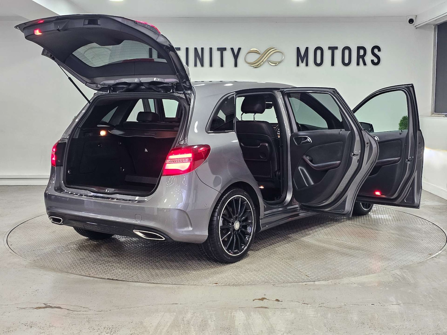 Used Mercedes-Benz B Class 2016 for sale - 77220286: Photo 38