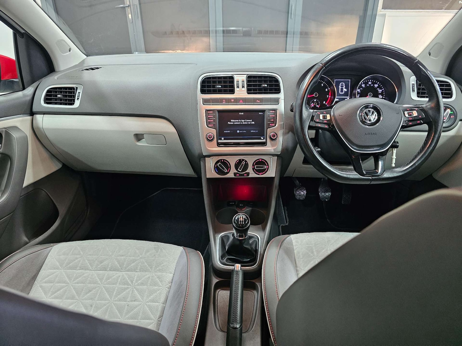 Used Volkswagen Polo 2017 for sale - 77236283: Photo 15