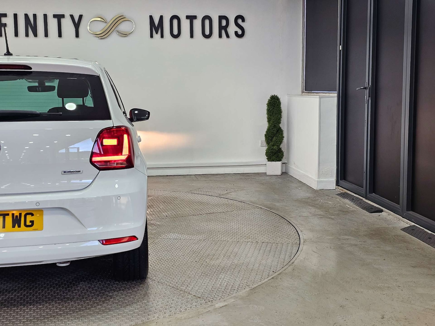 Used Volkswagen Polo 2017 for sale - 77236283: Photo 30