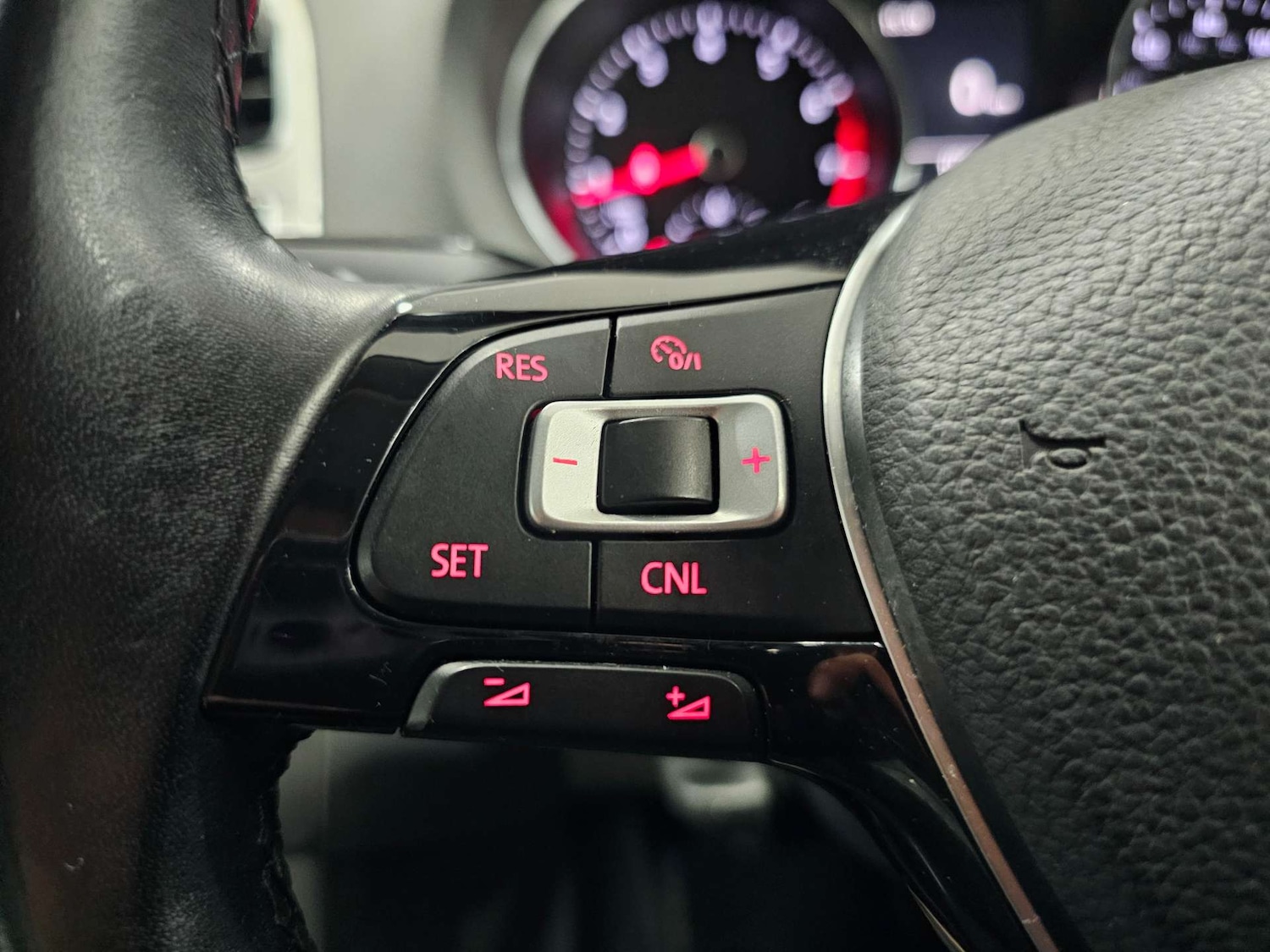 Used Volkswagen Polo 2017 for sale - 77236283: Photo 61