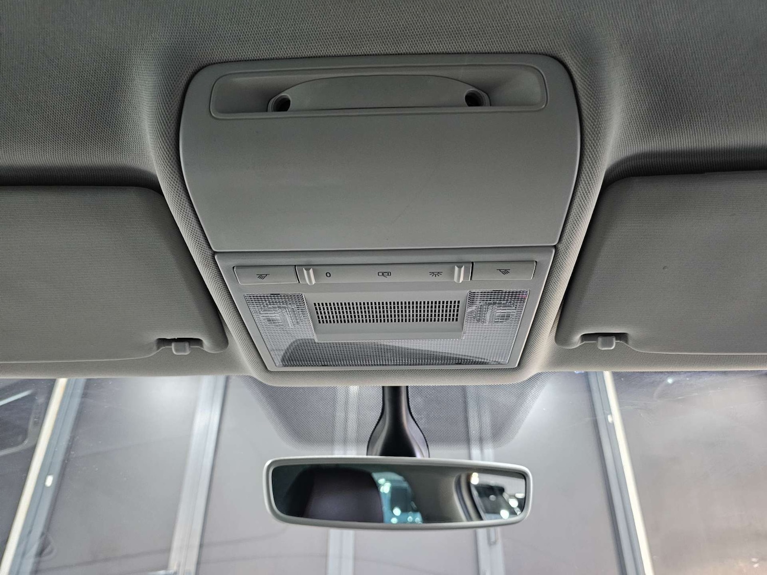 Used Volkswagen Polo 2017 for sale - 77236283: Photo 72