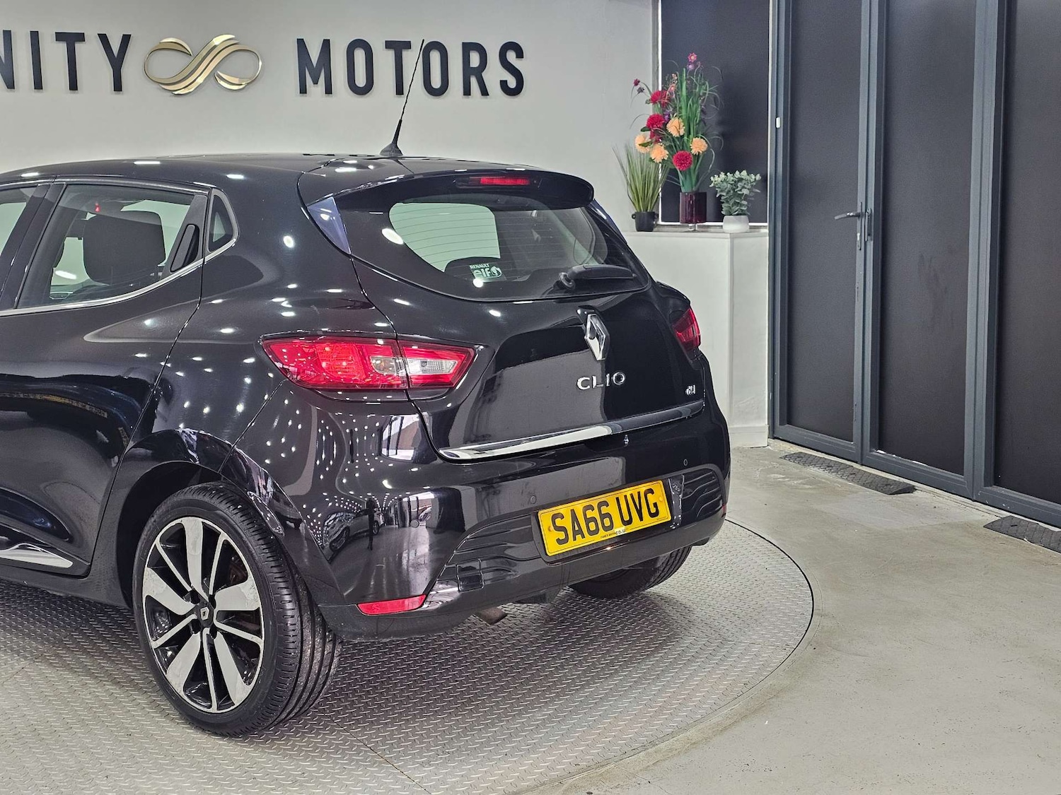 Used Renault Clio 2016 for sale - 76972356: Photo 28