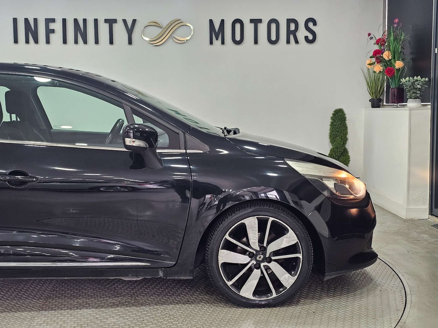 Used Renault Clio 2016 for sale - 76972356: Photo 36