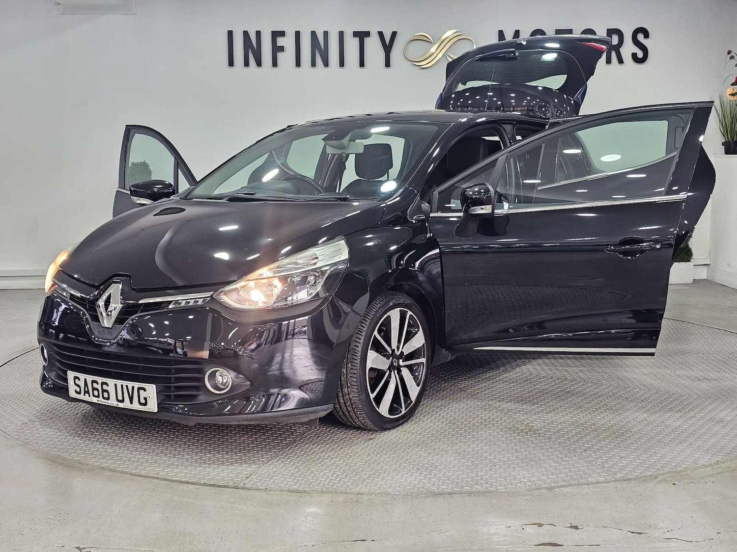 Used Renault Clio 2016 for sale - 76972356: Photo 45