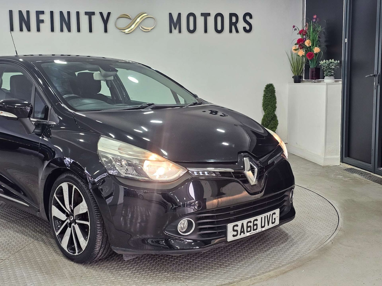 Used Renault Clio 2016 for sale - 76972356: Photo 6