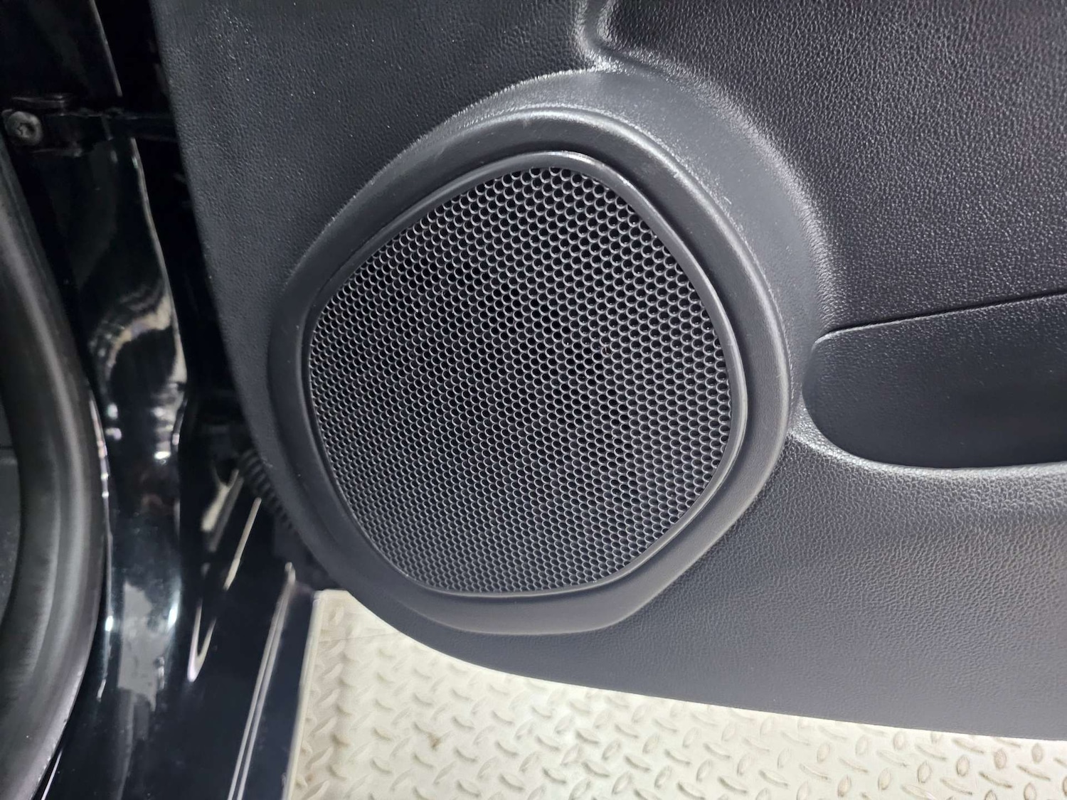 Used Renault Clio 2016 for sale - 76972356: Photo 75