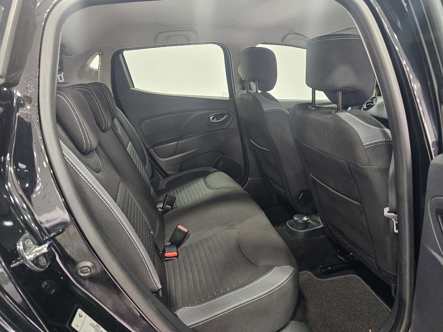 Used Renault Clio 2016 for sale - 76972356: Photo 76