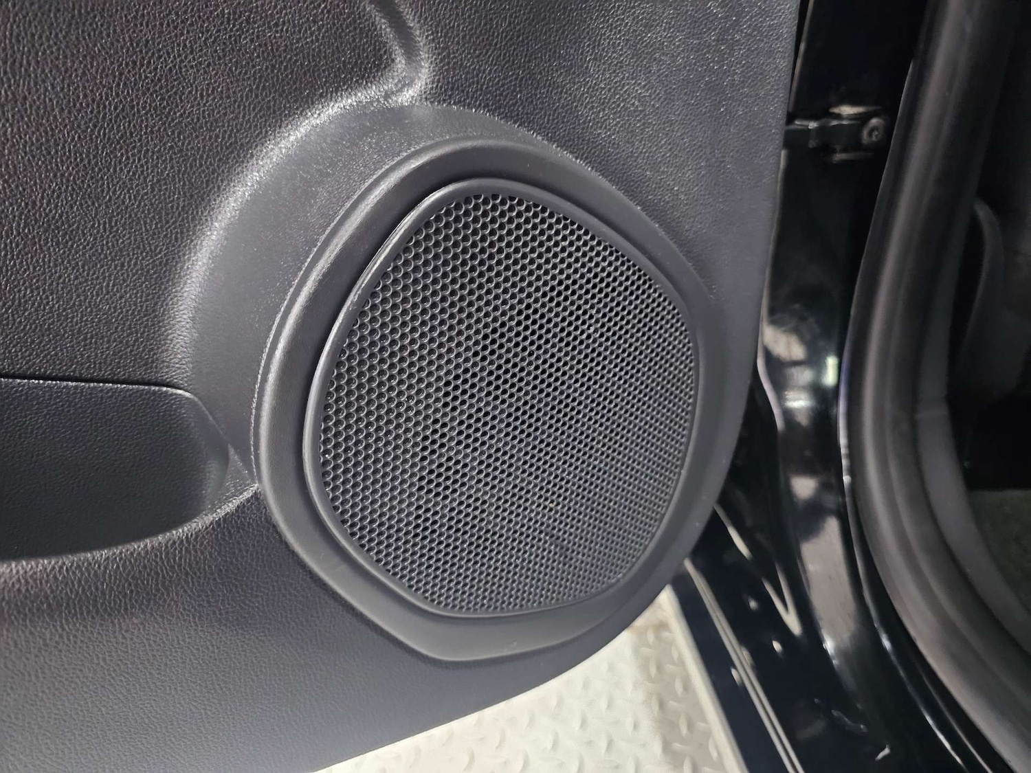 Used Renault Clio 2016 for sale - 76972356: Photo 83