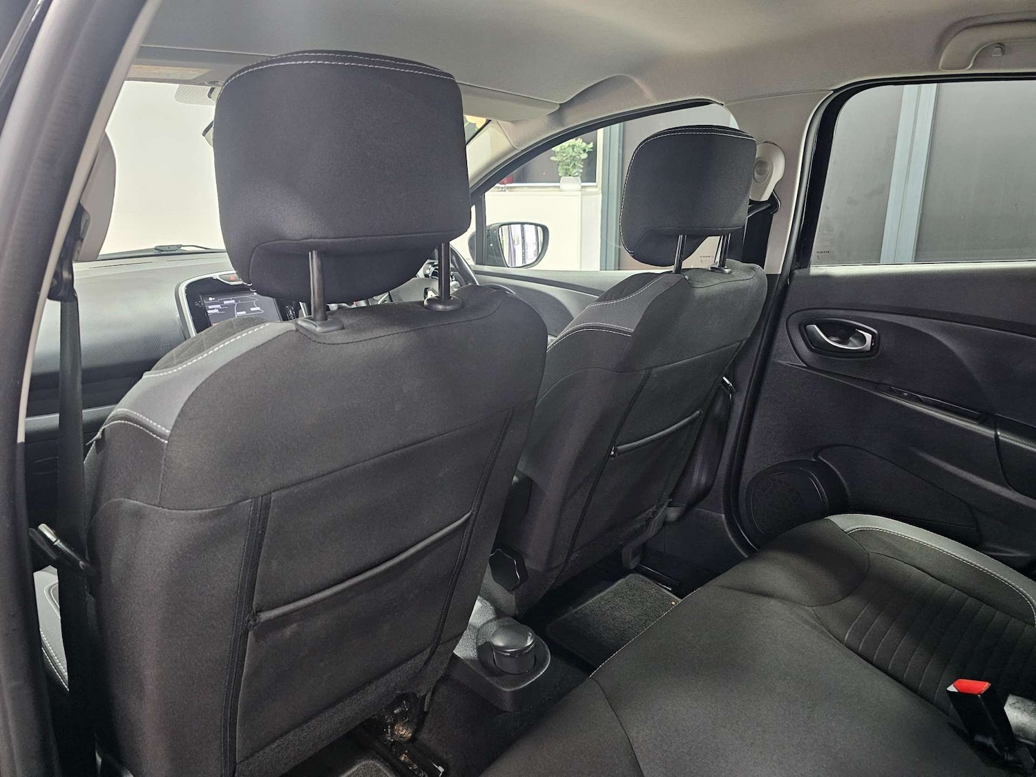 Used Renault Clio 2016 for sale - 76972356: Photo 85