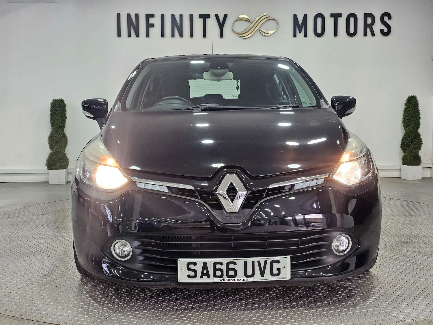 Used Renault Clio 2016 for sale - 76972356: Photo 9