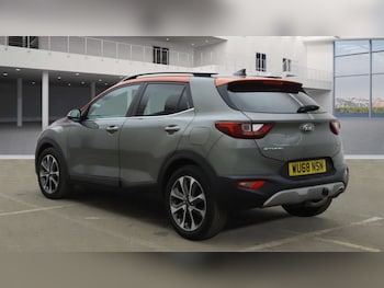 Used Kia Stonic 2018 for sale - 78055155: Photo