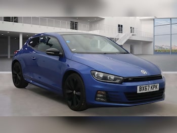 2017 - 2.0 TSI 180 BMT R-Line Black Edition 3dr