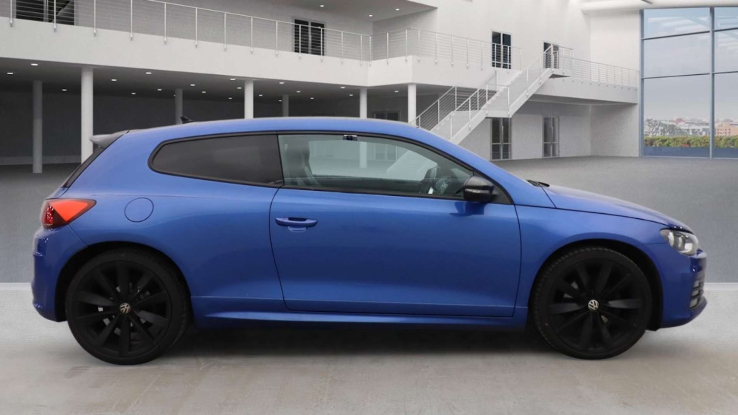 Used Volkswagen Scirocco 2017 for sale - 77105778: Photo 6