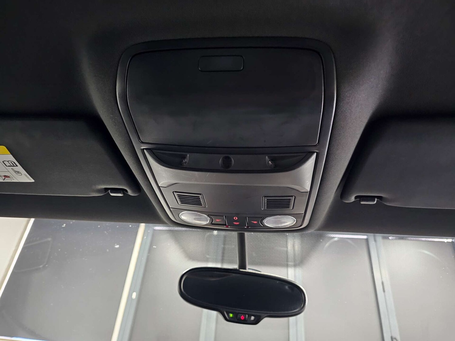 Used Volkswagen Scirocco 2015 for sale - 77494203: Photo 74