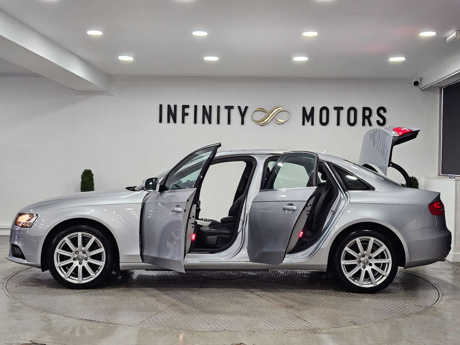 Used Audi A4 2014 for sale - 77482428: Photo 17