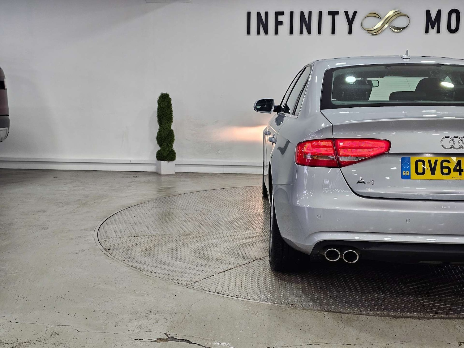 Used Audi A4 2014 for sale - 77482428: Photo 25