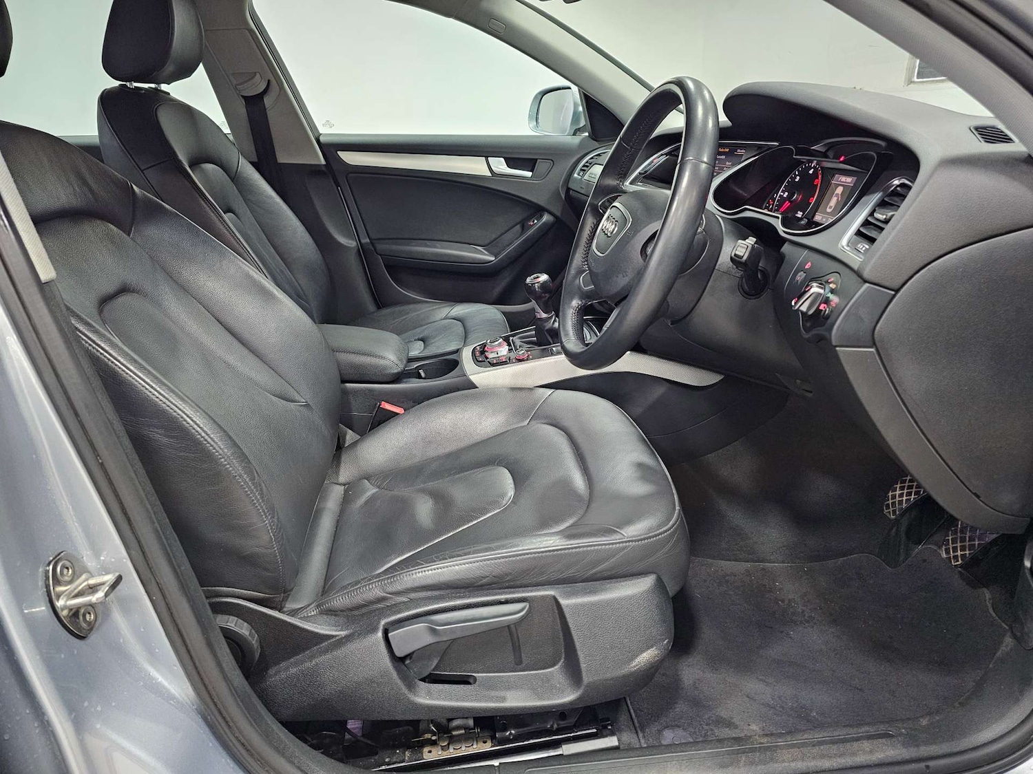 Used Audi A4 2014 for sale - 77482428: Photo 3