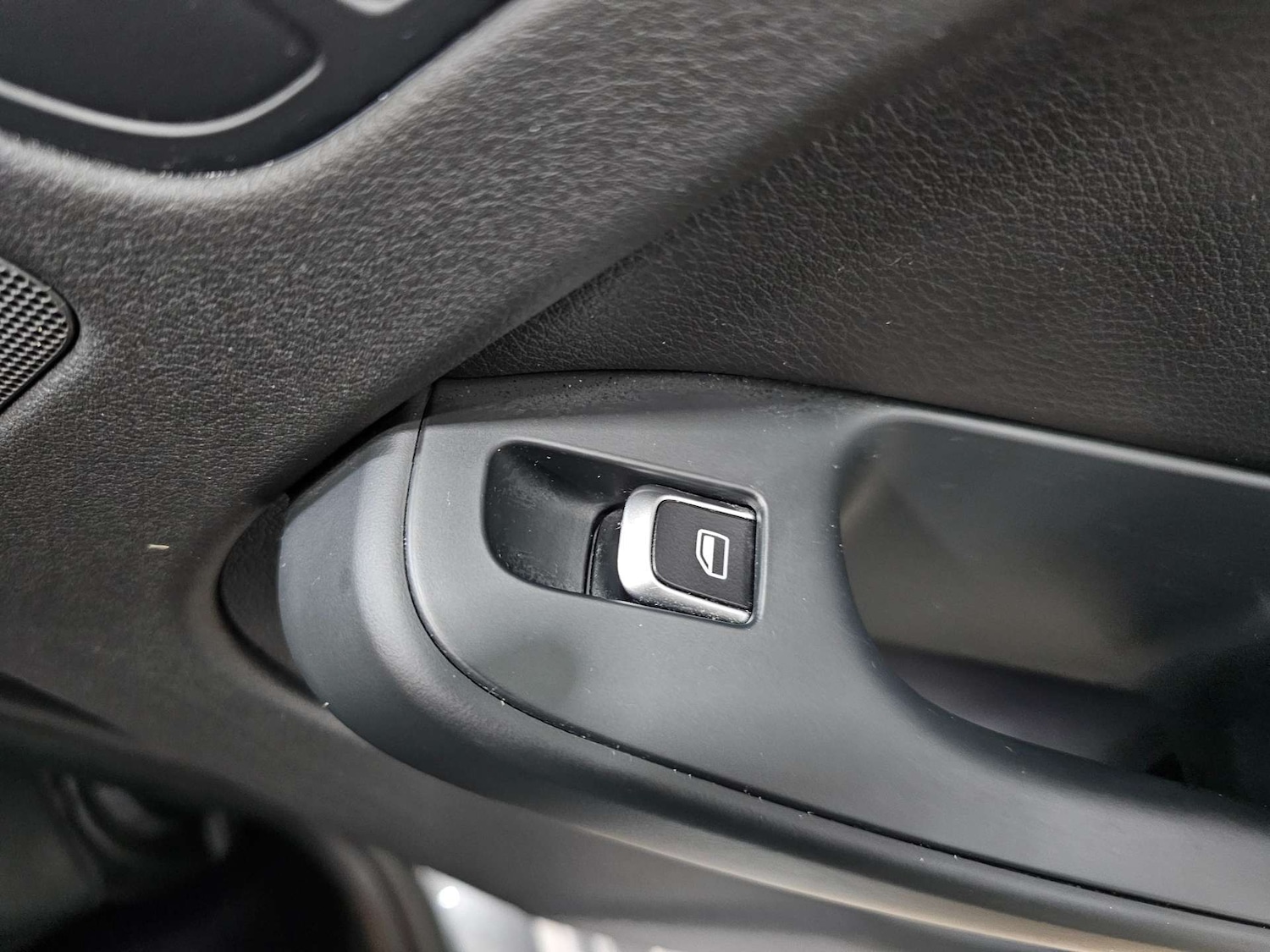 Used Audi A4 2014 for sale - 77482428: Photo 36