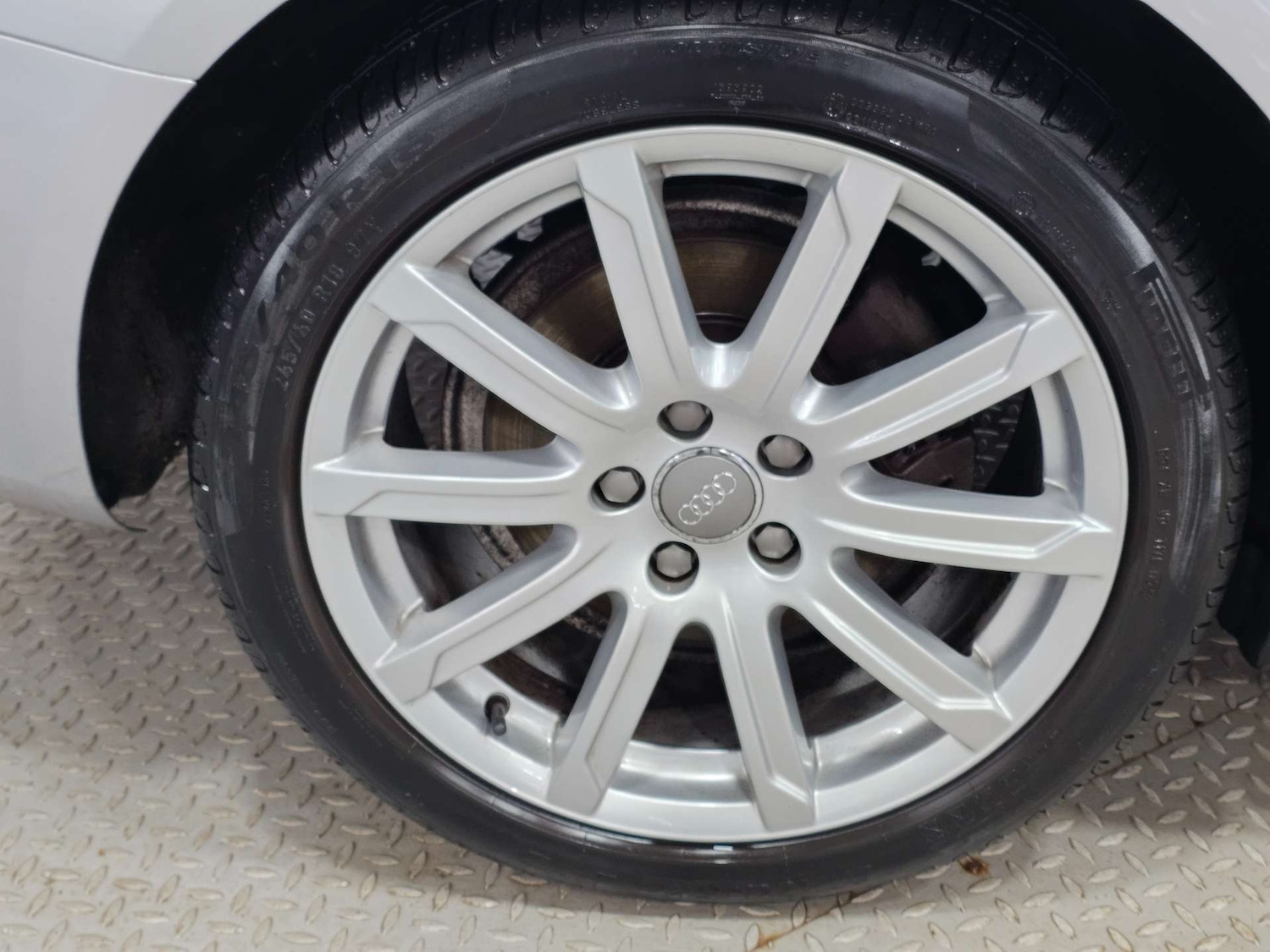 Used Audi A4 2014 for sale - 77482428: Photo 40