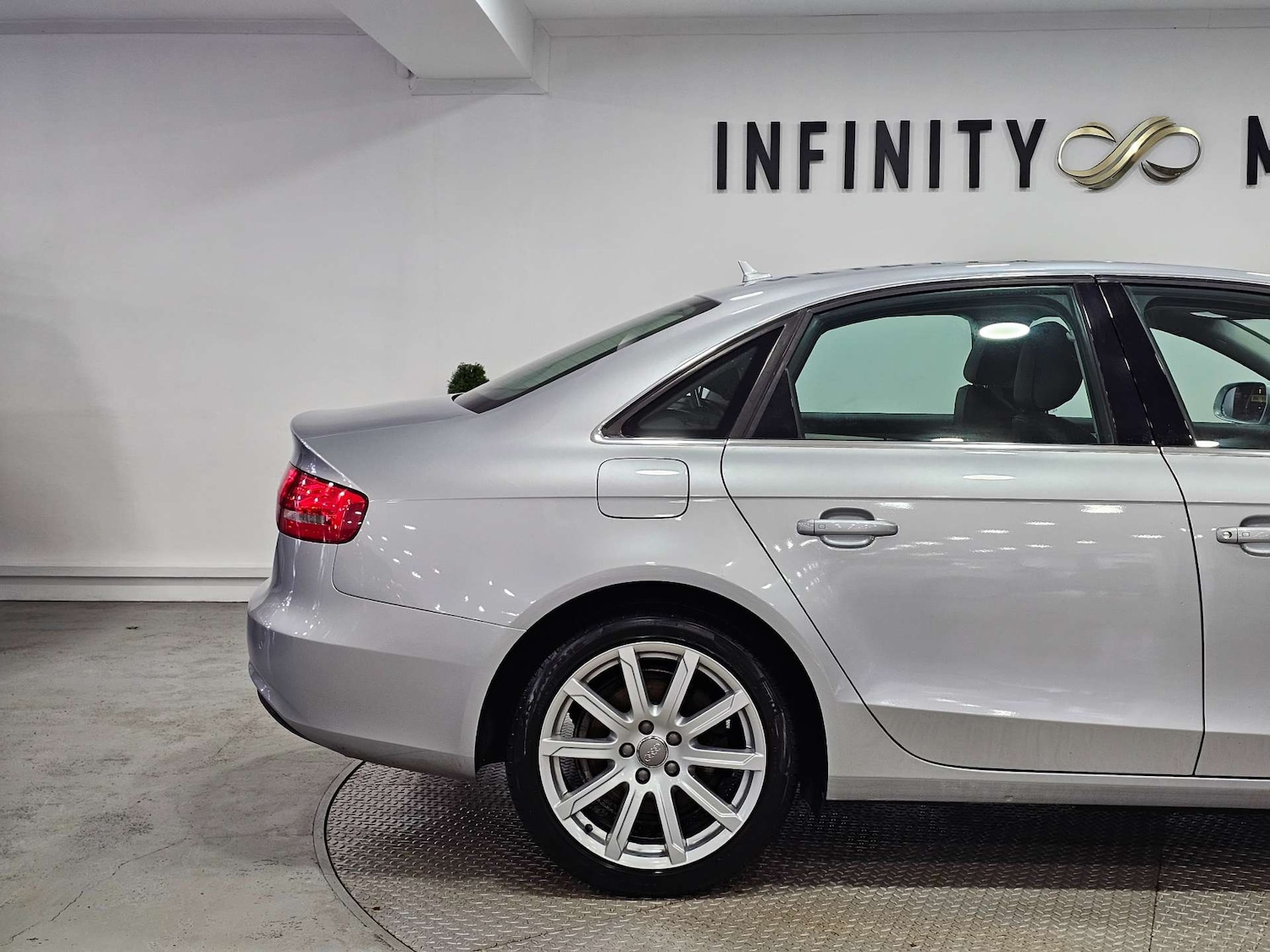 Used Audi A4 2014 for sale - 77482428: Photo 46