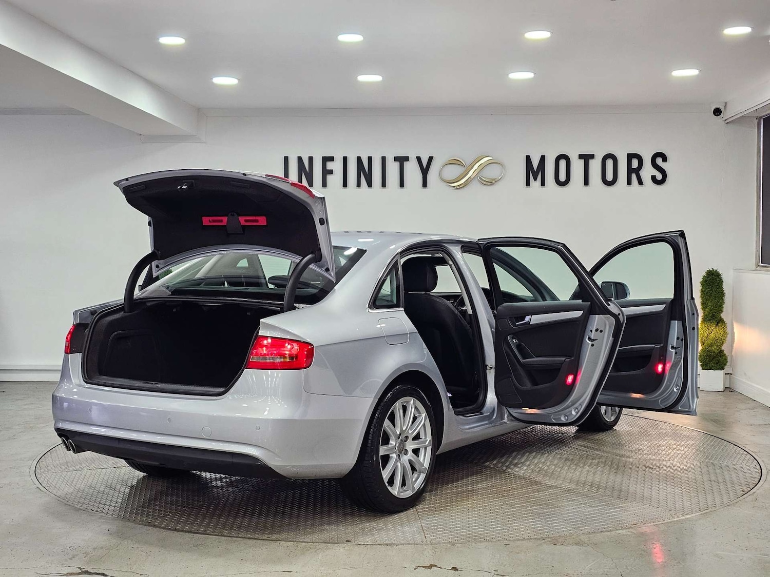 Used Audi A4 2014 for sale - 77482428: Photo 47