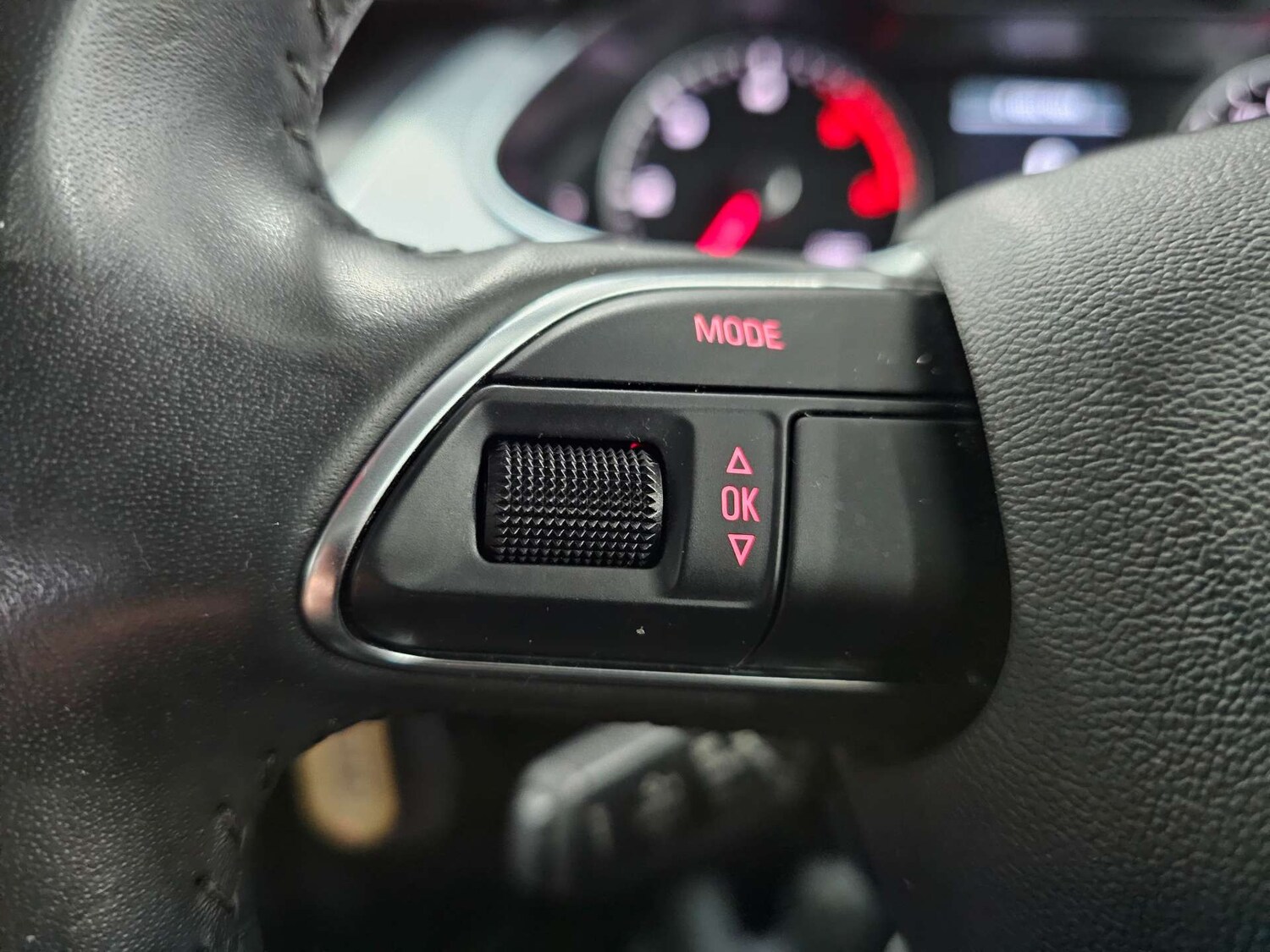 Used Audi A4 2014 for sale - 77482428: Photo 49