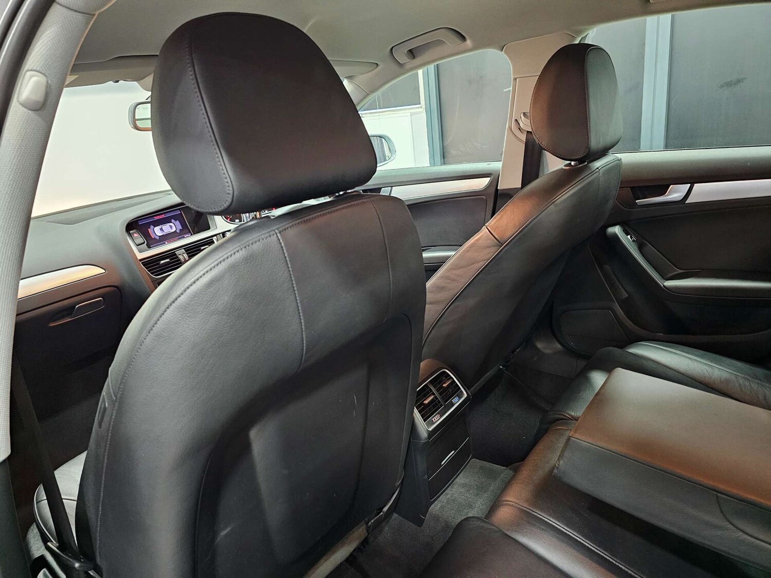 Used Audi A4 2014 for sale - 77482428: Photo 53