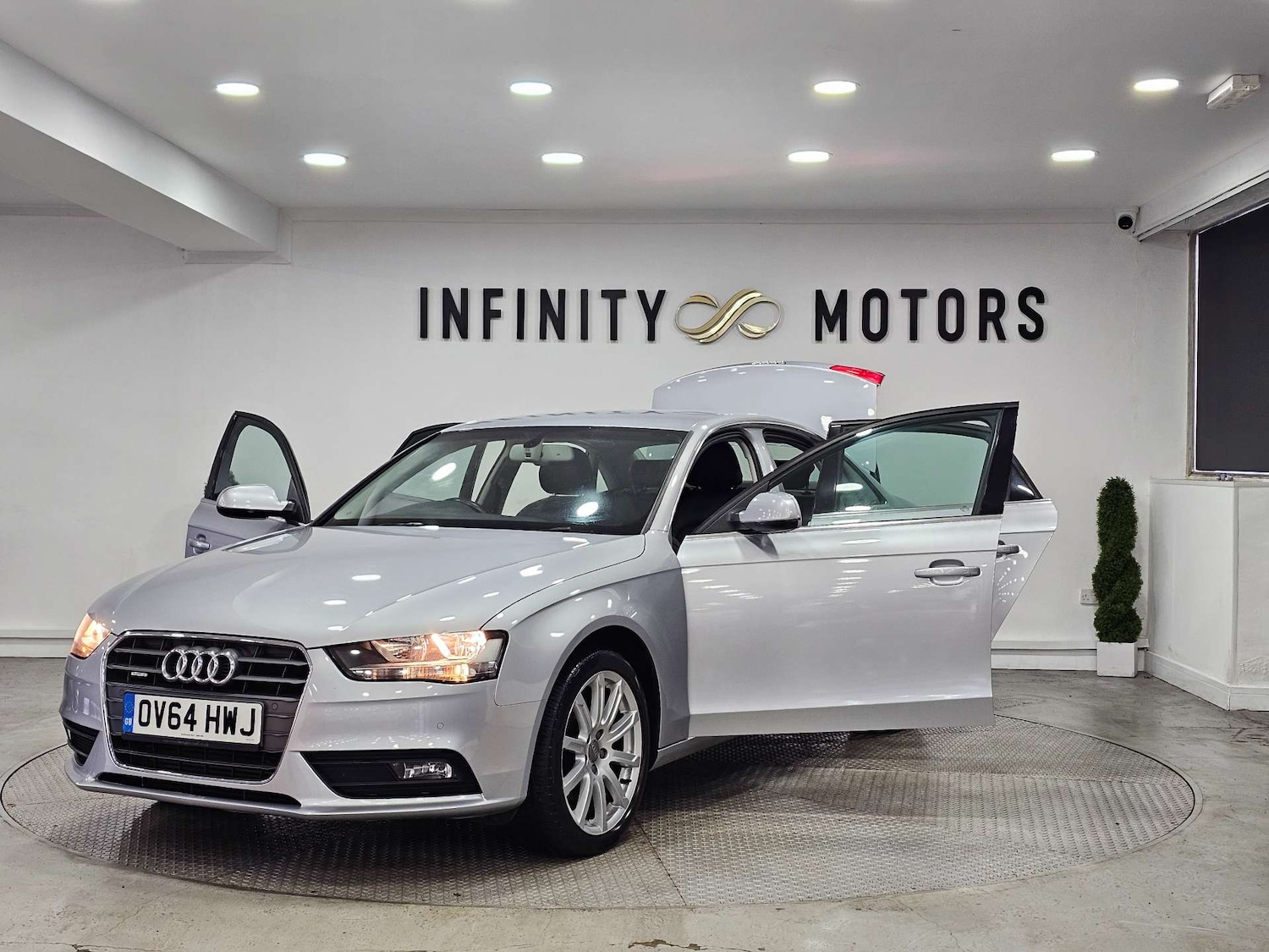 Used Audi A4 2014 for sale - 77482428: Photo 62