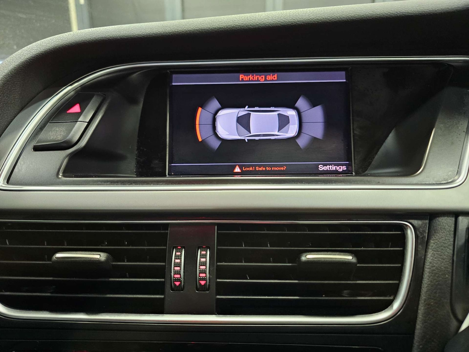 Used Audi A4 2014 for sale - 77482428: Photo 7