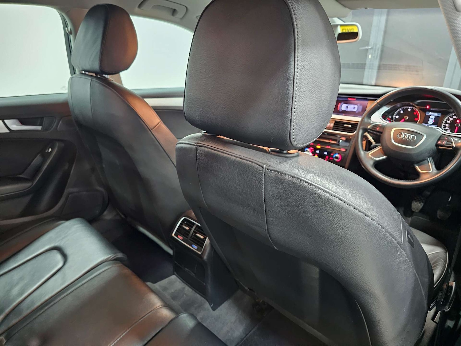 Used Audi A4 2014 for sale - 77482428: Photo 85