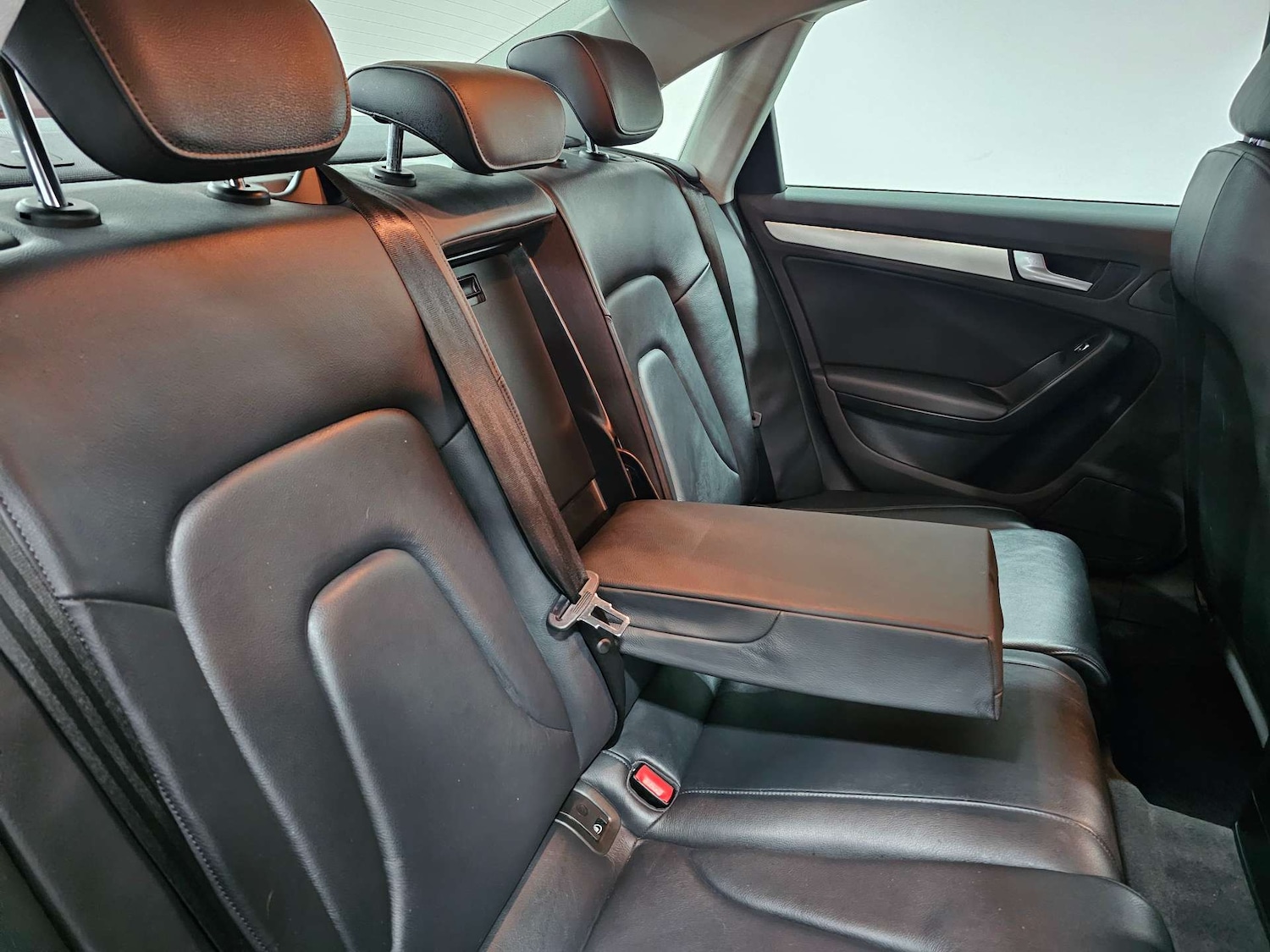 Used Audi A4 2014 for sale - 77482428: Photo 87