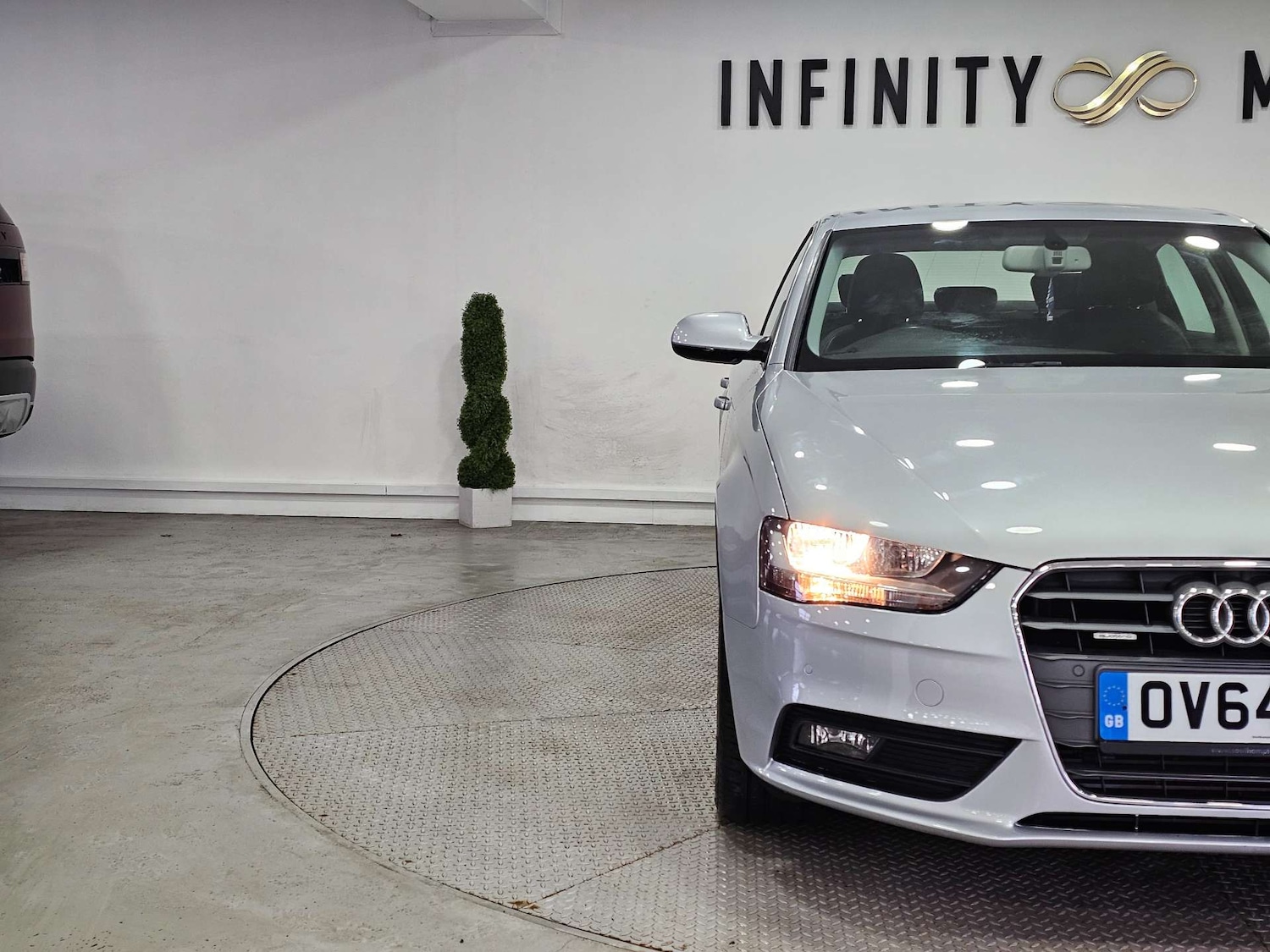 Used Audi A4 2014 for sale - 77482428: Photo 9