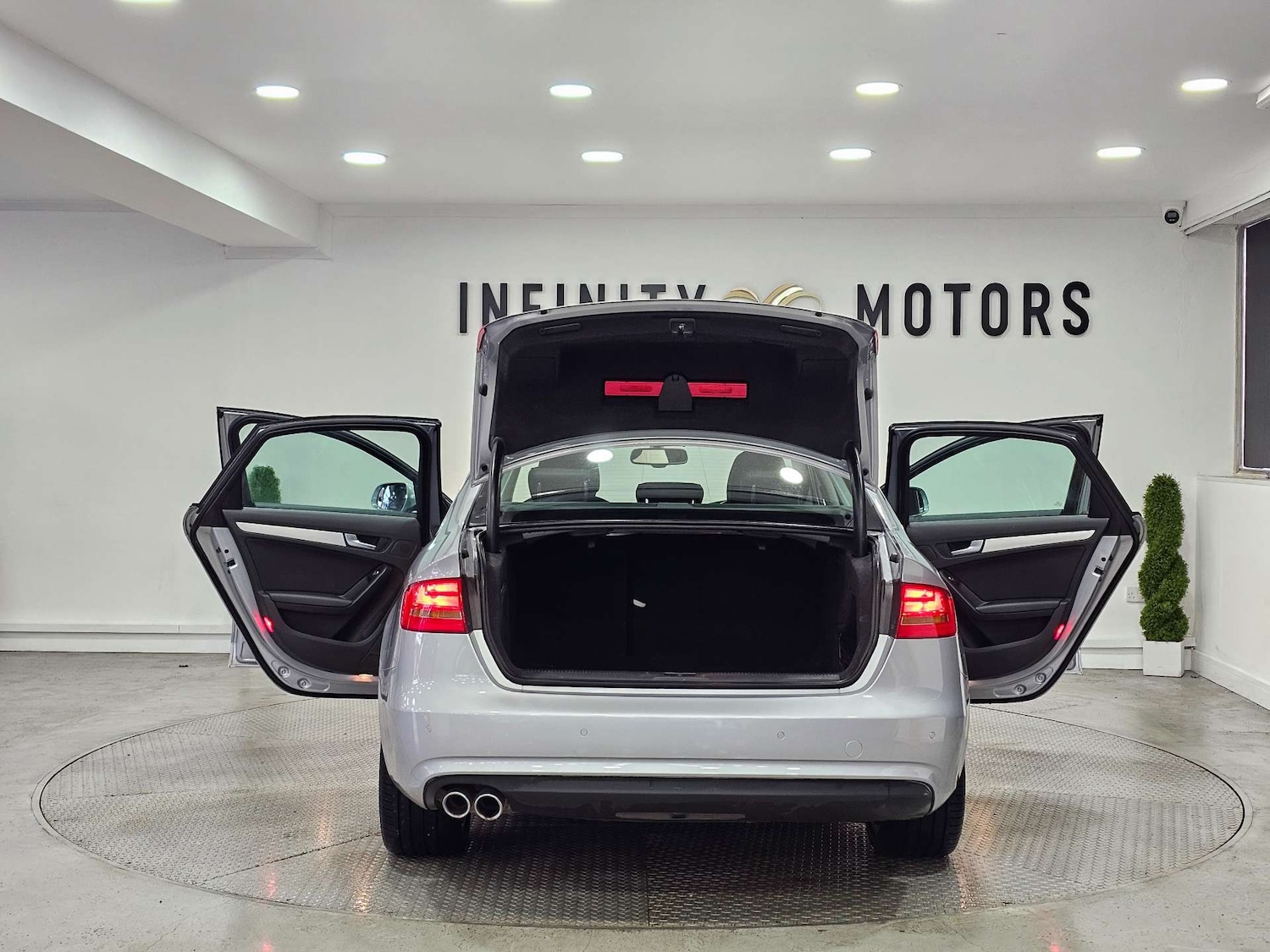 Used Audi A4 2014 for sale - 77482428: Photo 96