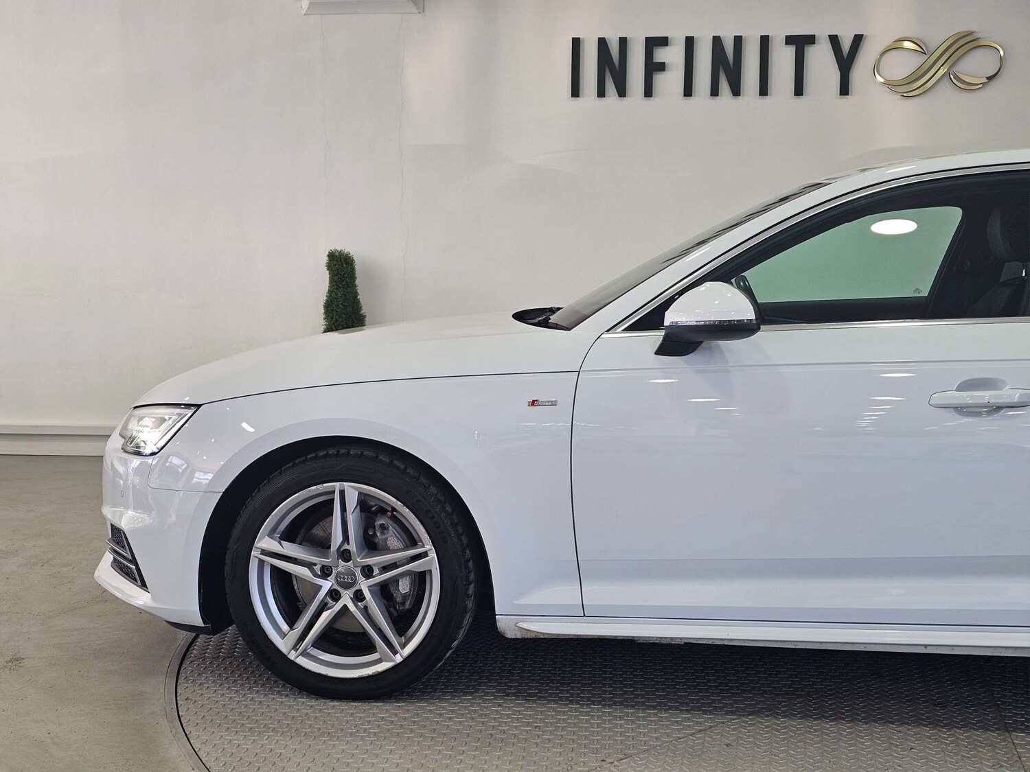 Used Audi A4 2016 for sale - 77420175: Photo 31