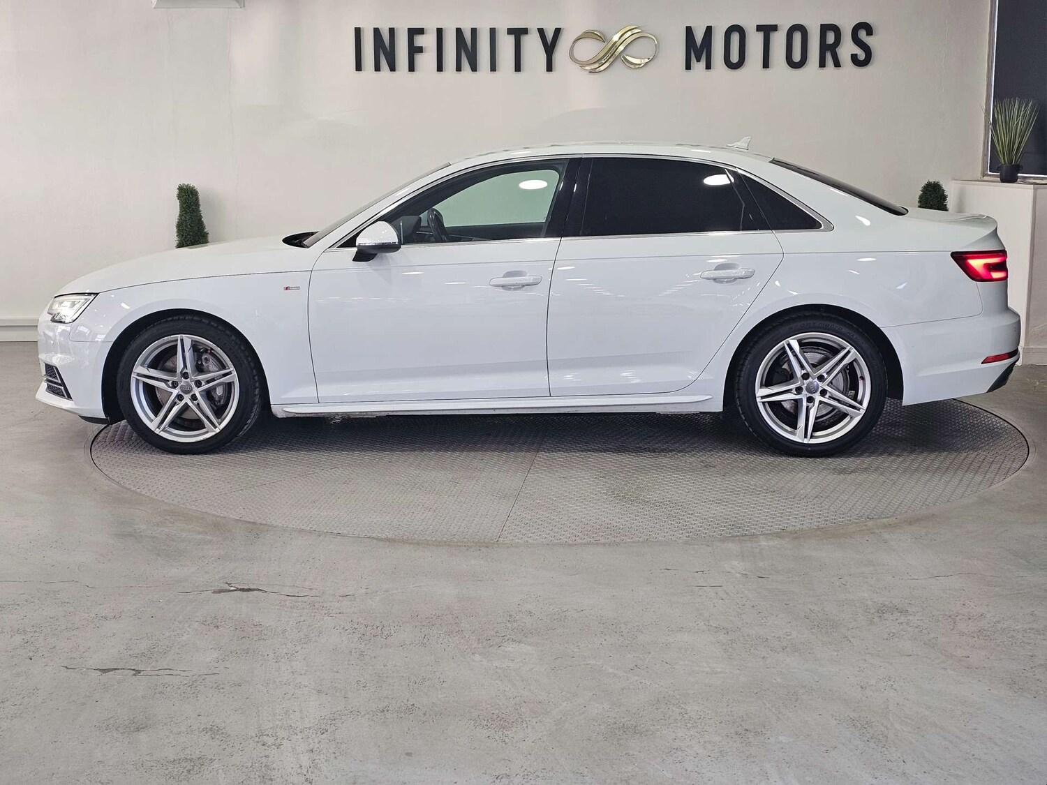Used Audi A4 2016 for sale - 77420175: Photo 33