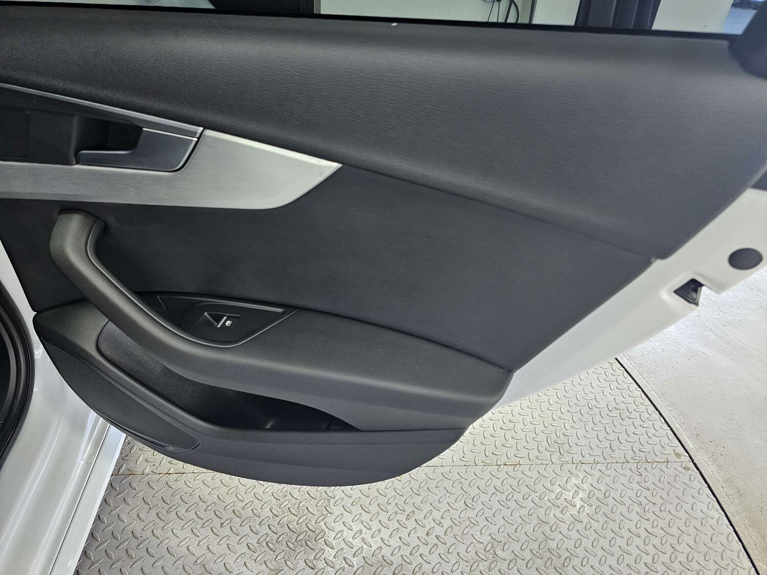 Used Audi A4 2016 for sale - 77420175: Photo 91