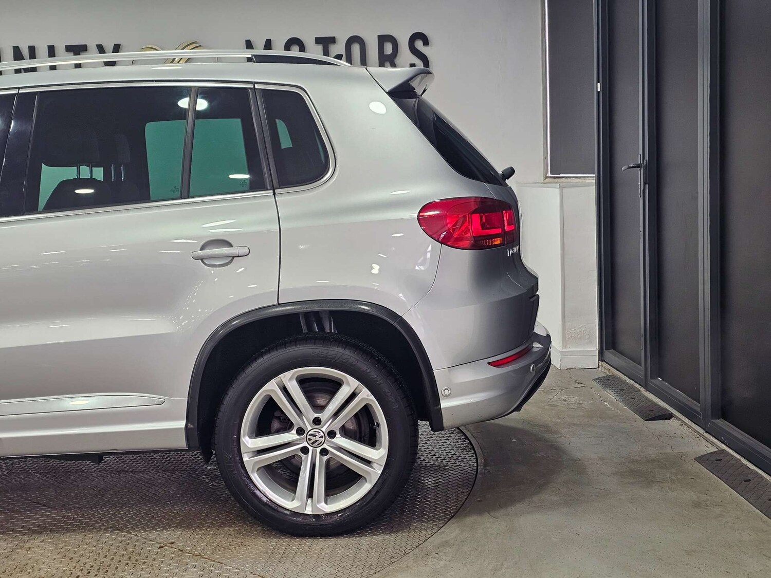 Used Volkswagen Tiguan 2016 for sale - 77477844: Photo 23