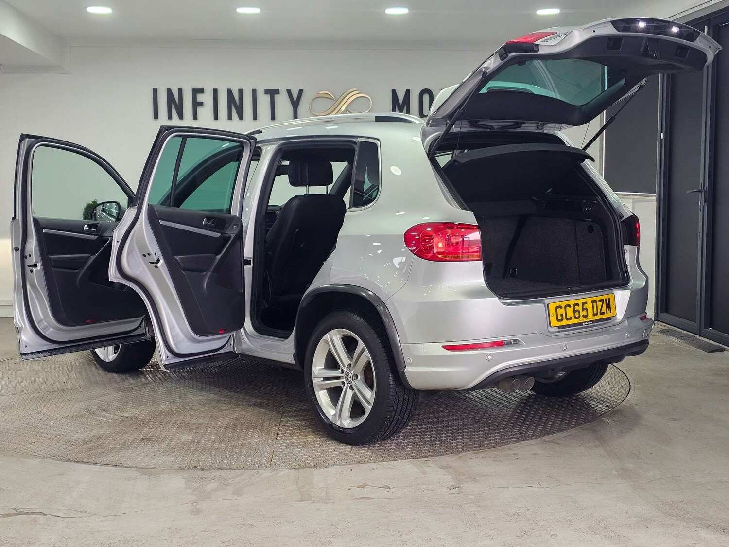 Used Volkswagen Tiguan 2016 for sale - 77477844: Photo 45