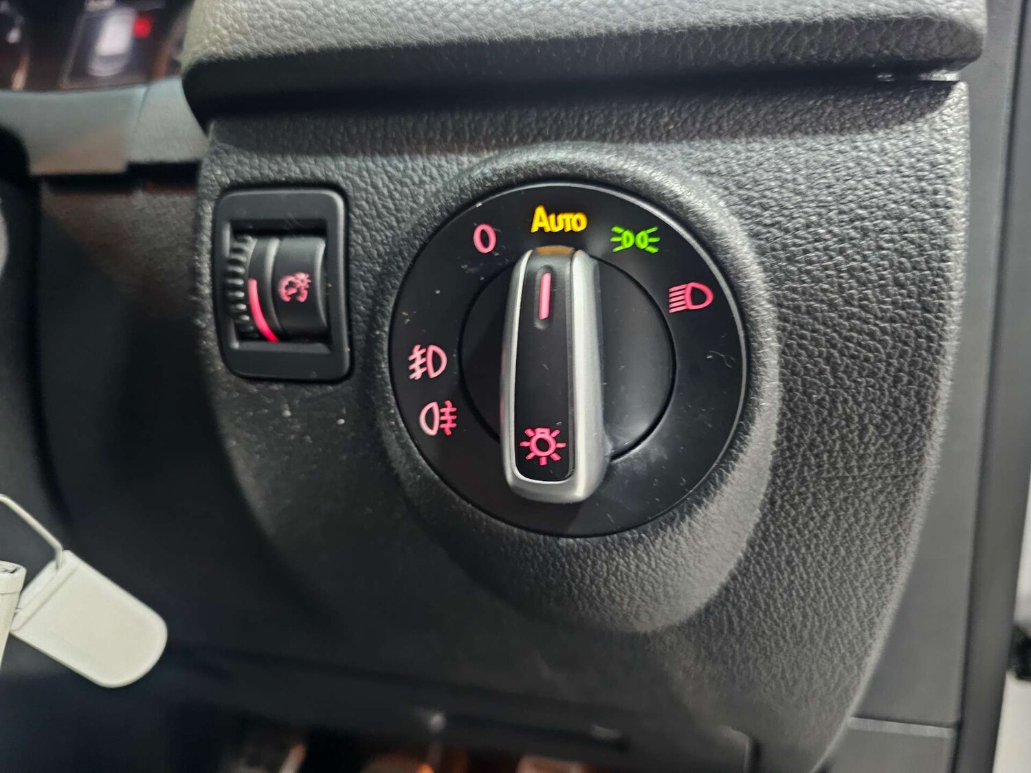 Used Volkswagen Tiguan 2016 for sale - 77477844: Photo 56