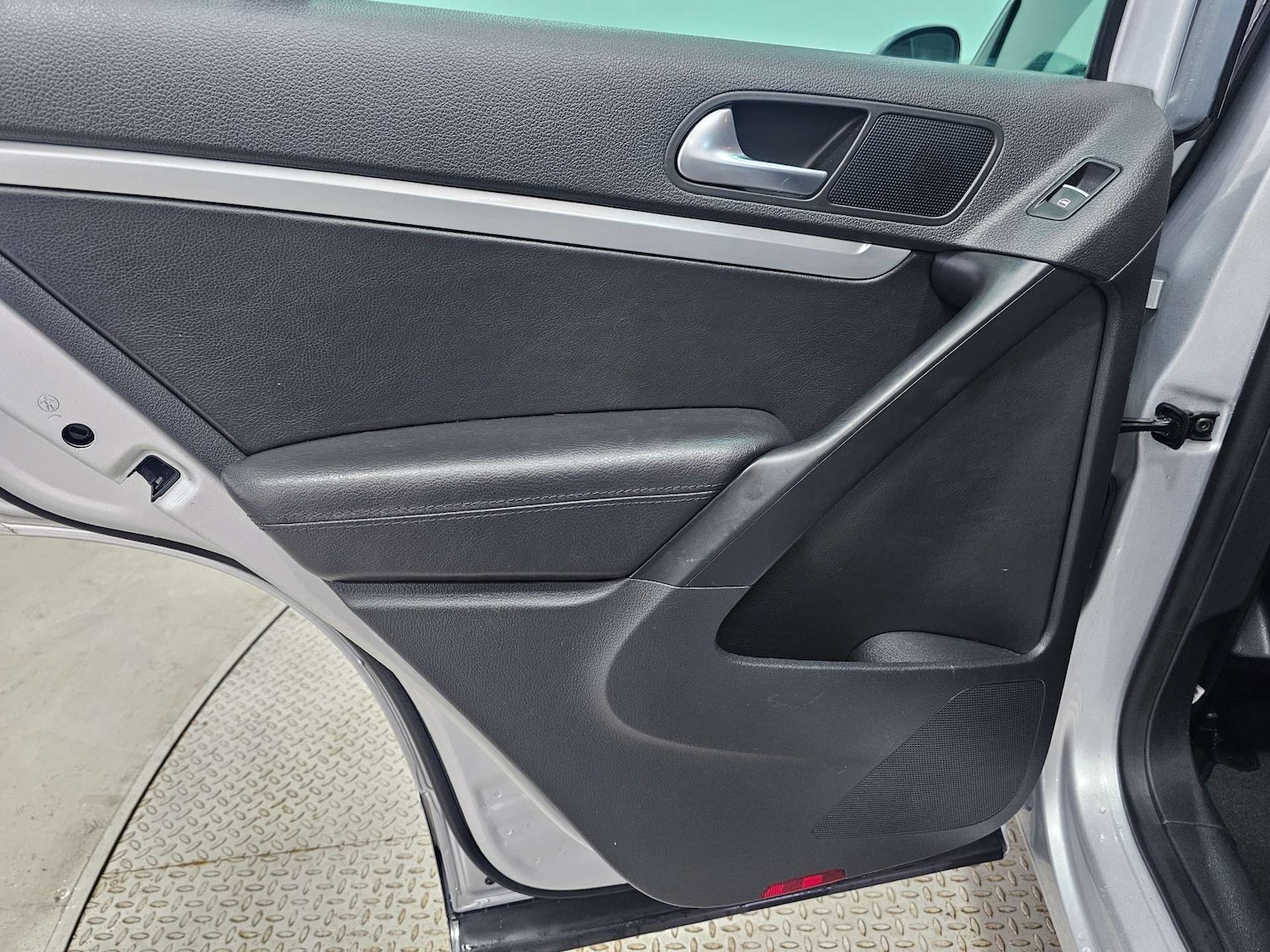 Used Volkswagen Tiguan 2016 for sale - 77477844: Photo 80