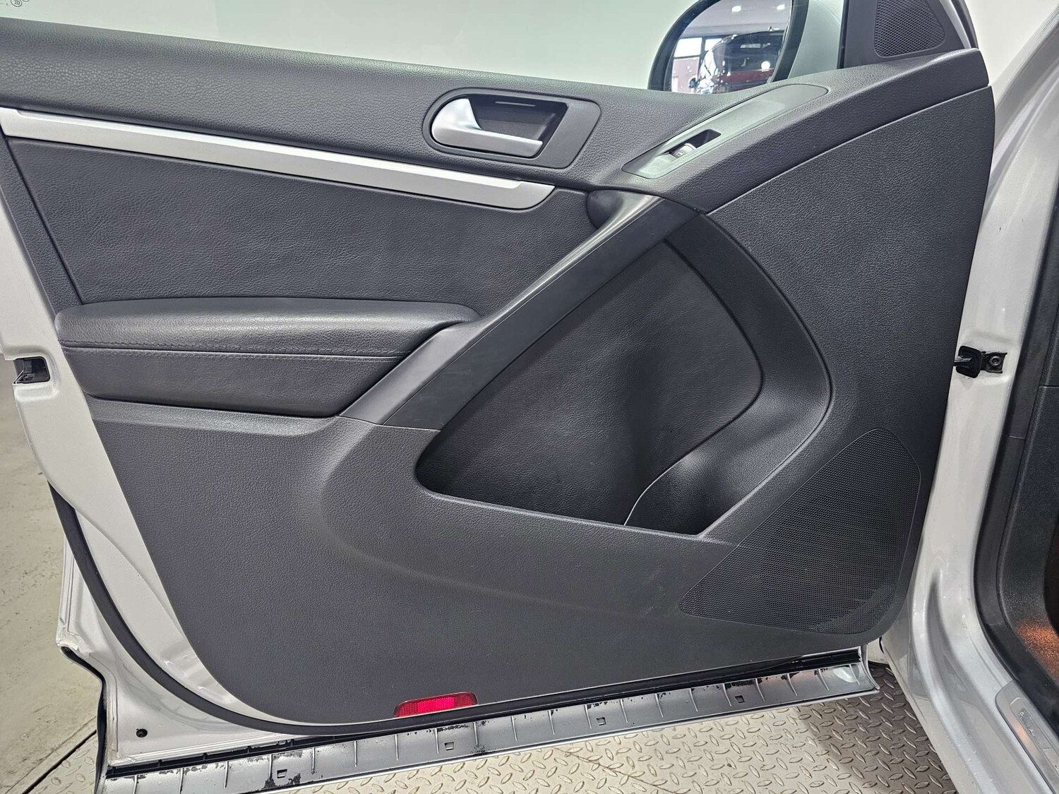 Used Volkswagen Tiguan 2016 for sale - 77477844: Photo 85