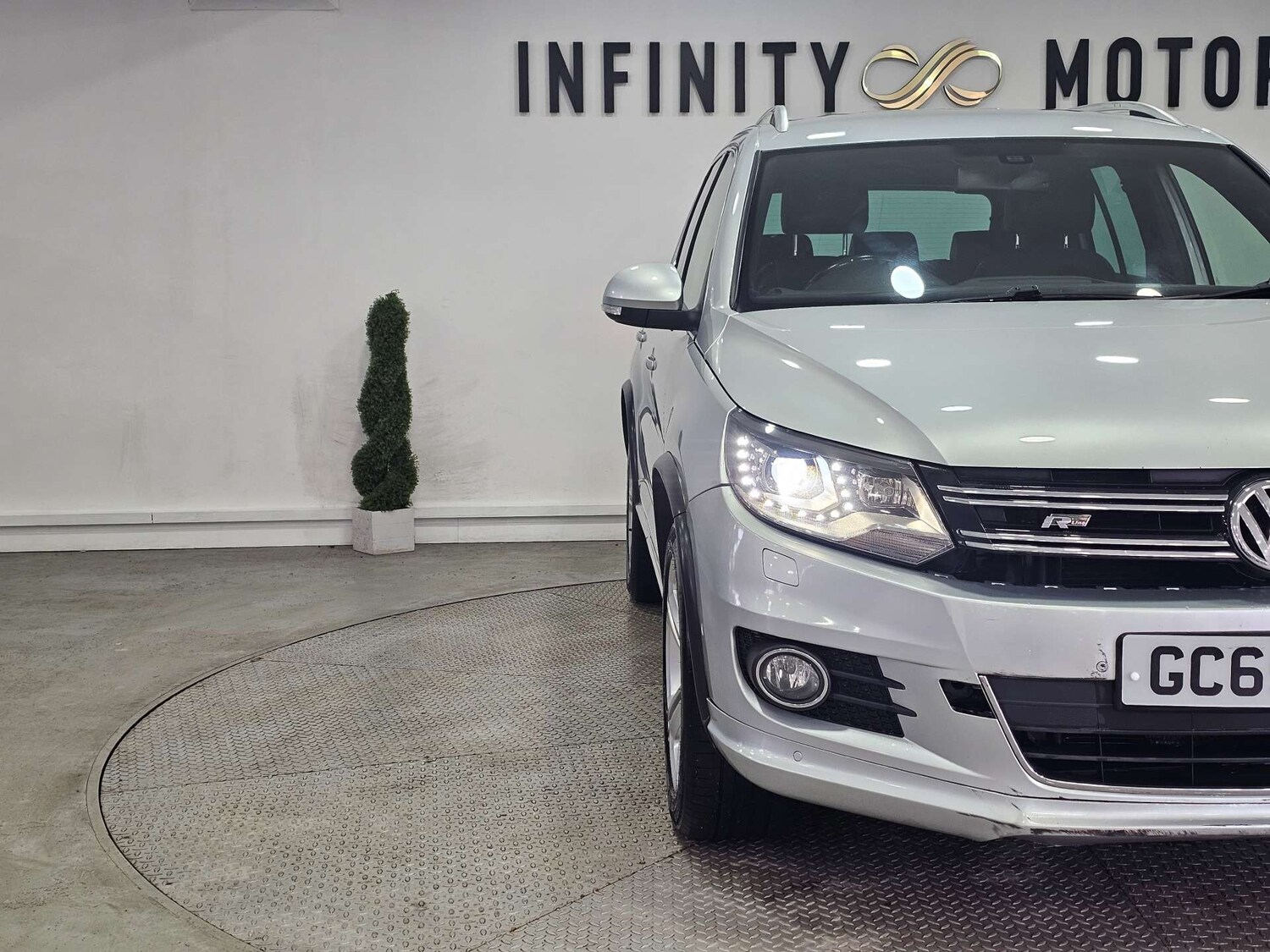 Used Volkswagen Tiguan 2016 for sale - 77477844: Photo 9