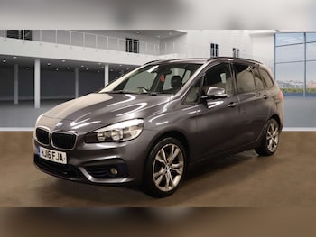 Used BMW 2 Series 2016 for sale - 77542680: Photo