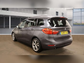 Used BMW 2 Series 2016 for sale - 77542680: Photo