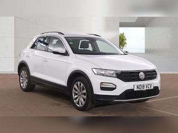 Used Volkswagen T-Roc 2018 for sale - 79099139: Photo