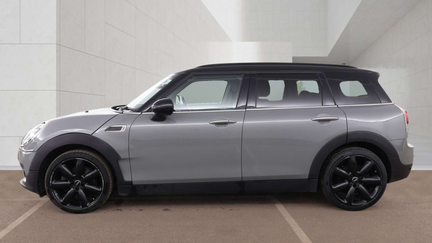 Used MINI Clubman 2017 for sale - 78066689: Photo 8