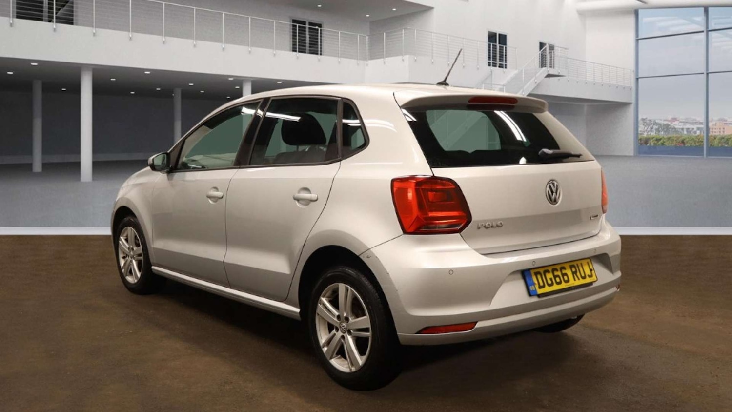 Used Volkswagen Polo 2016 for sale - 77636829: Photo 4