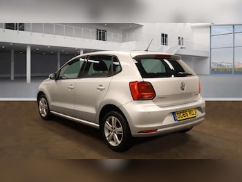 Used Volkswagen Polo 2016 for sale - 77636829: Photo